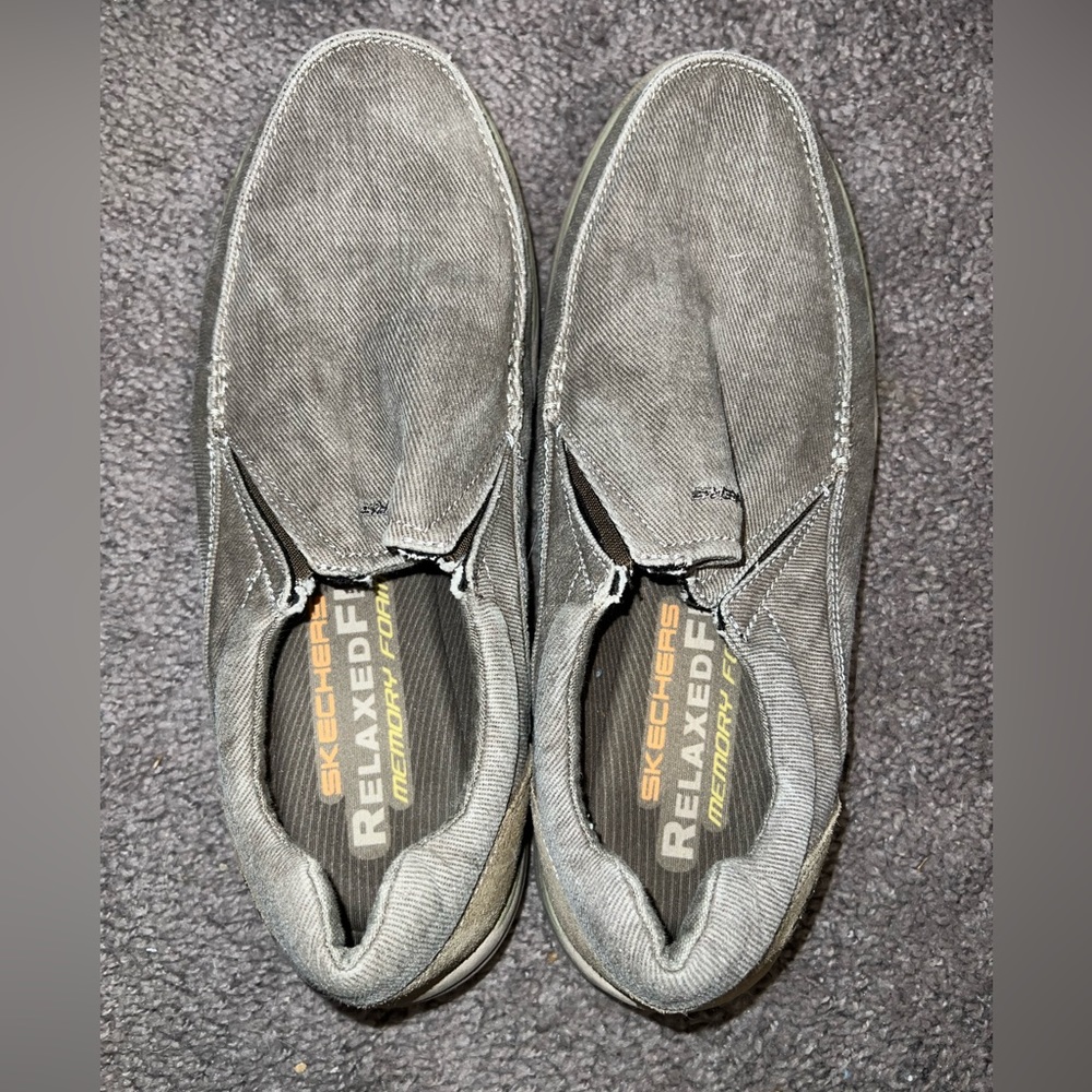 Men’s Sketchers Relaxed Fit Slip-Ons